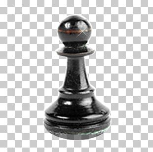 King and soldier chess pieces on transparent background